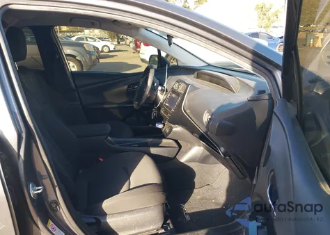 2020 Toyota Prius Le z USA, uszkodzony, nr VIN JTDKARFU2L3117182